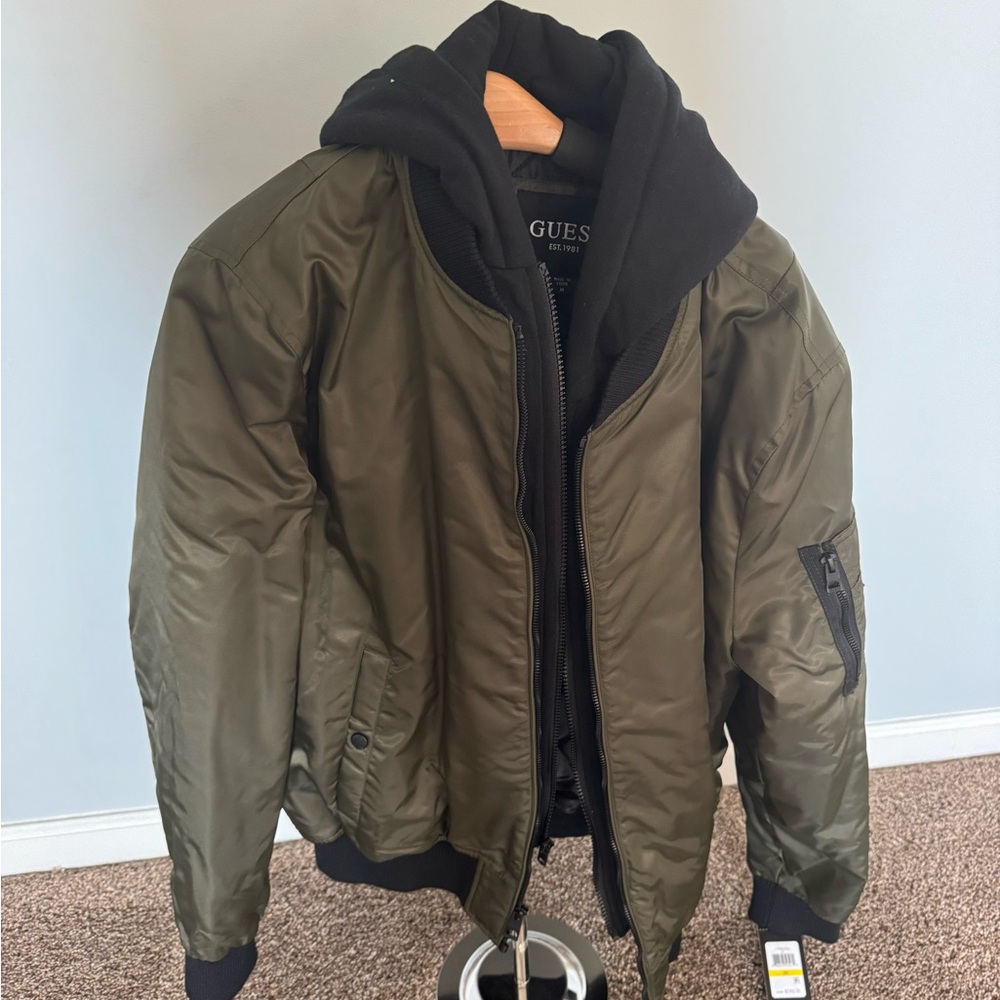 Guess Men’s Hooded Bomber Jacket Sz M (NWT)
